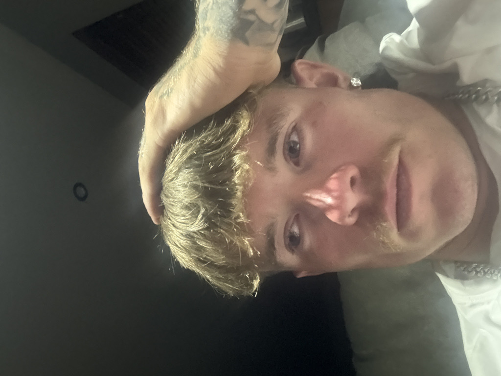 @sheaboy06 from Australia