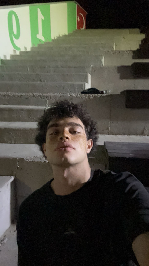 @demondkksksk