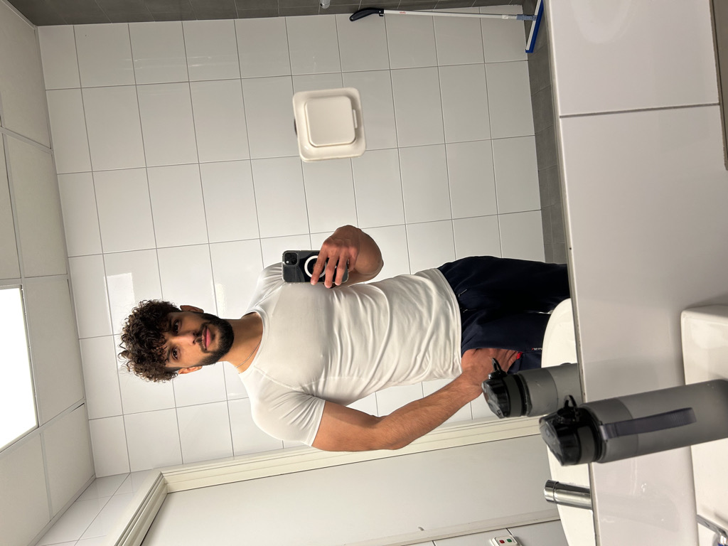 @saeeef220 from Sweden