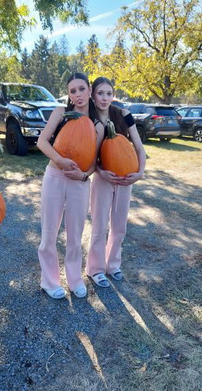 @maddieandmik