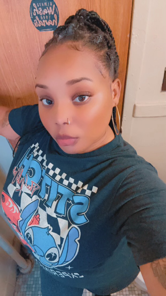 @reretolit from Canada