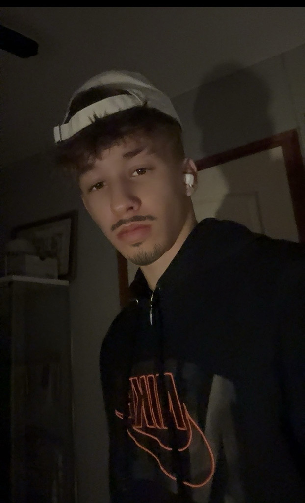 @0-____-0 from Hungary