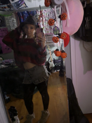 @st4rless from United States