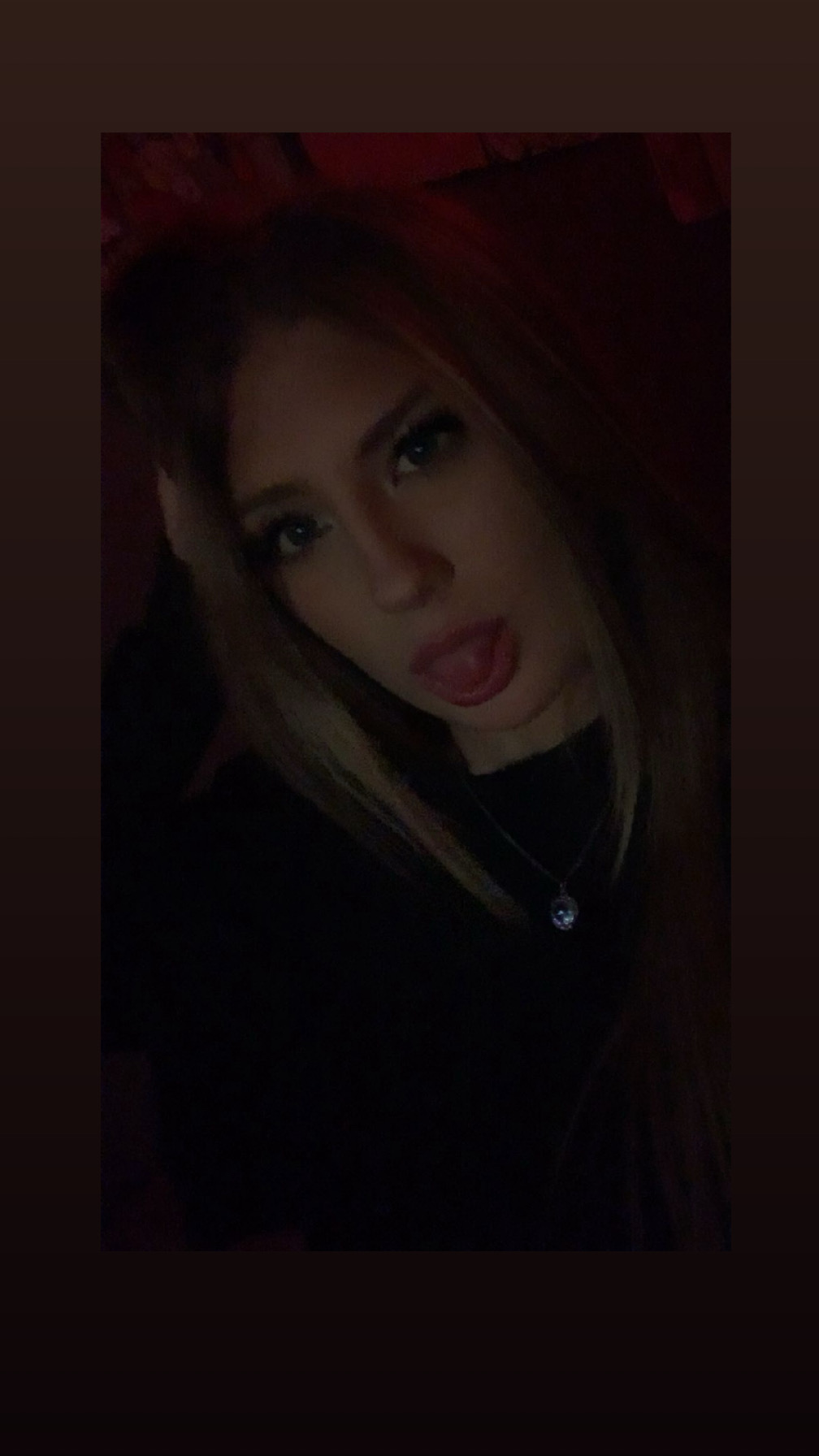 @anneee