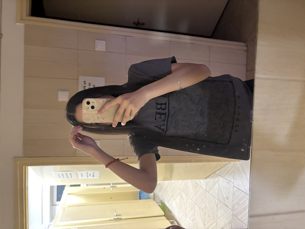 @kiraxy from Hungary