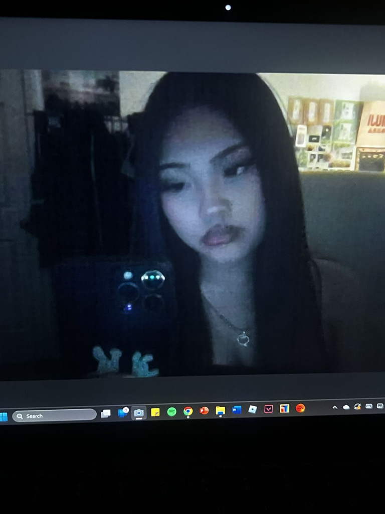 @4ngelinaxoxo from United States
