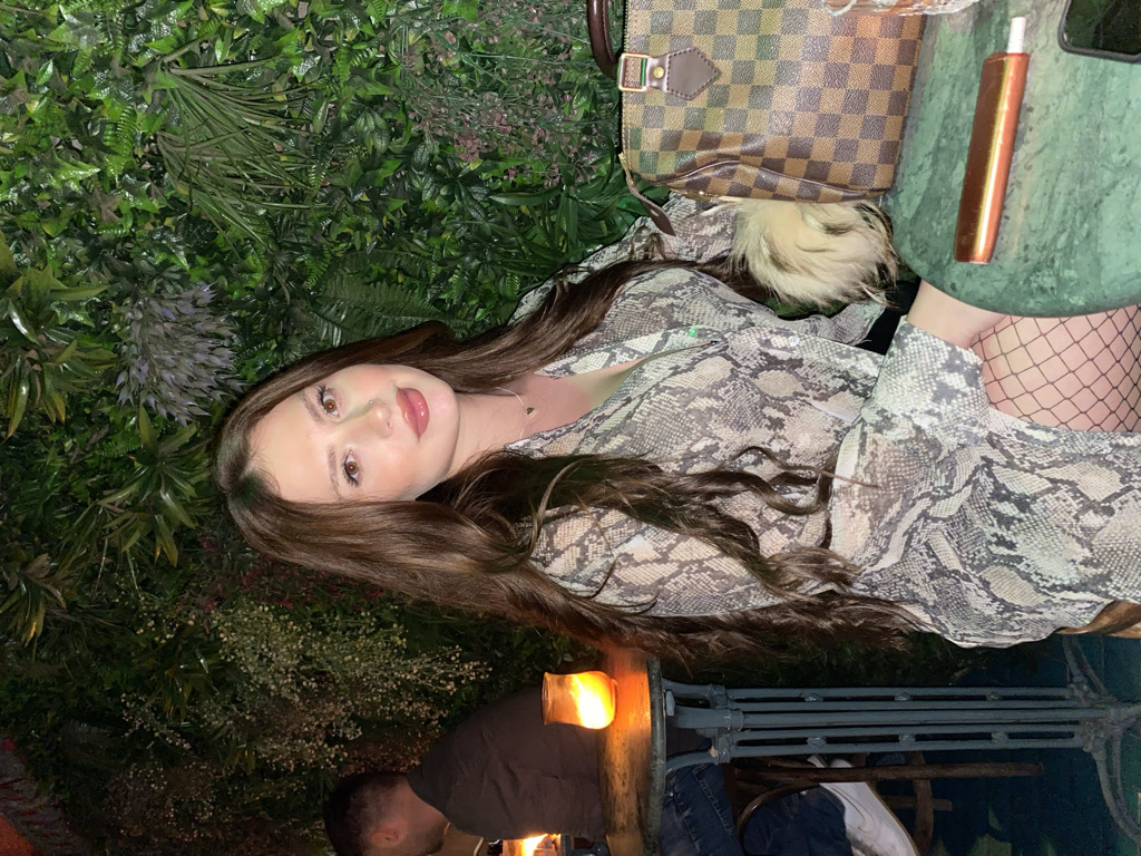 @danaeee from Greece