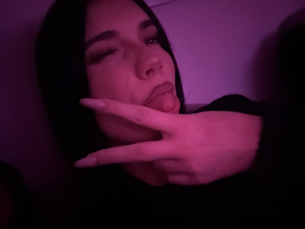@exlptzz from Austria