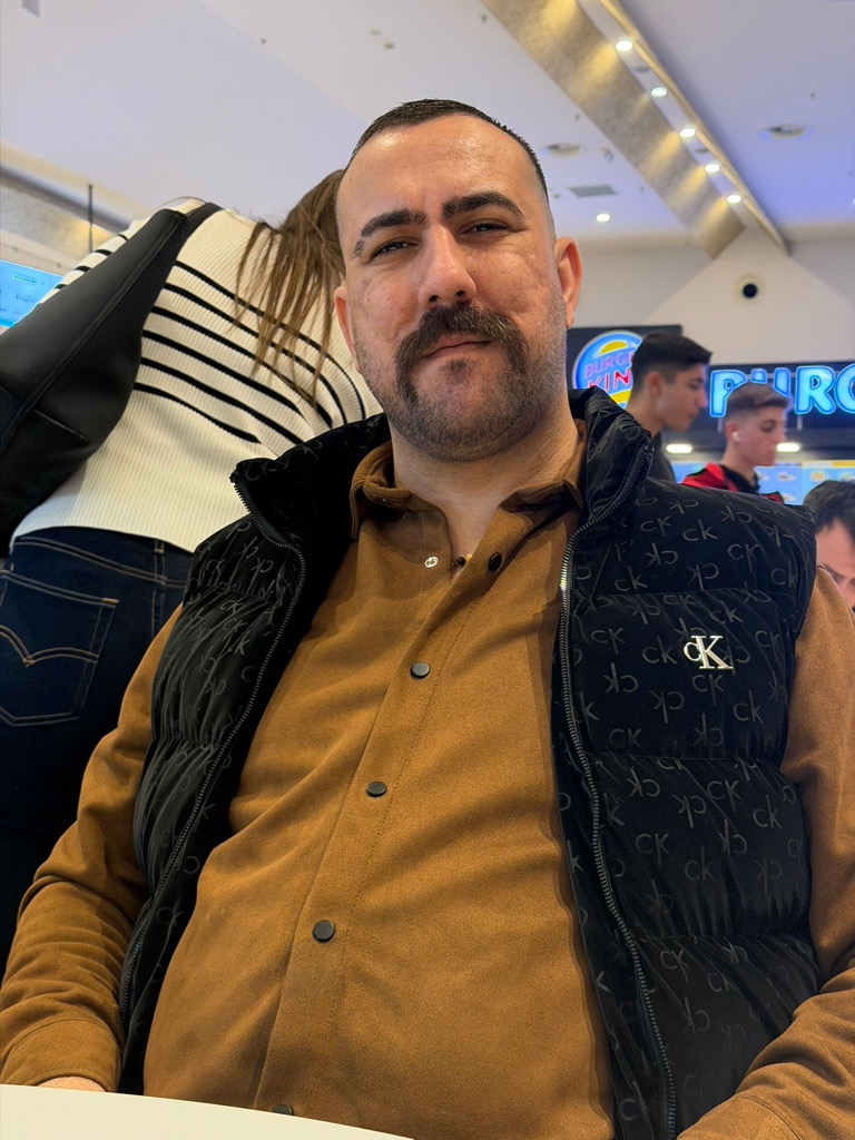 @u31413189 from Turkey