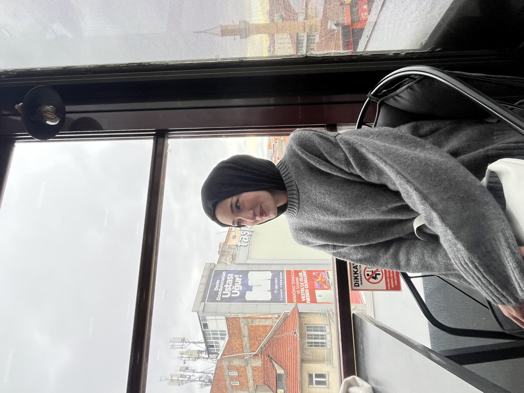 @lidyamm from Denmark