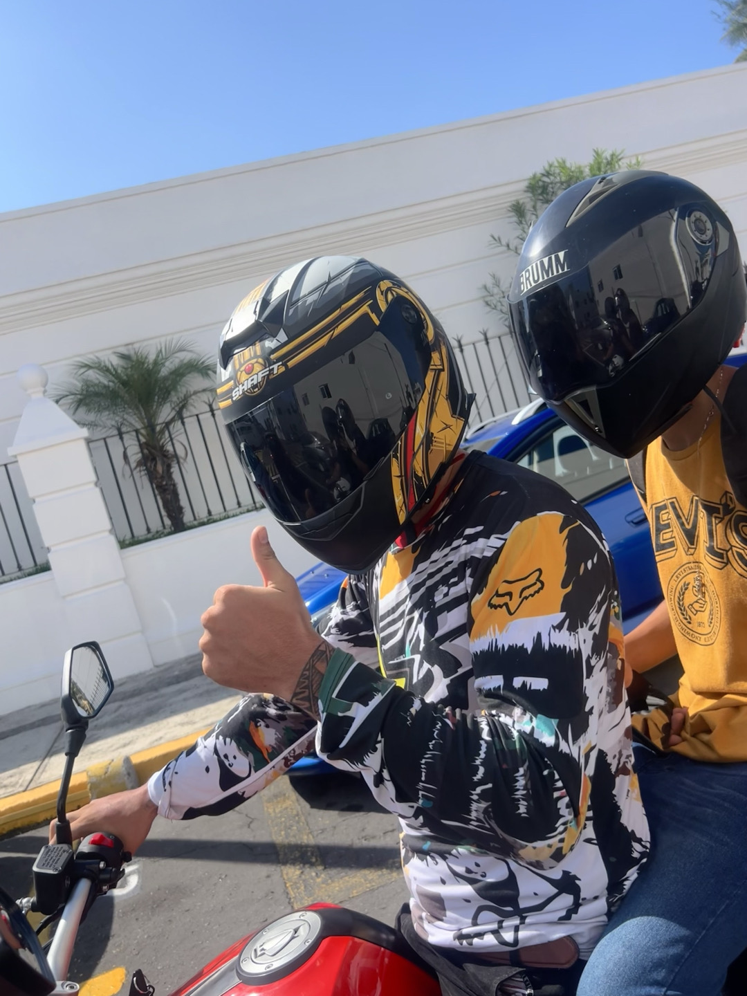 @u16258168