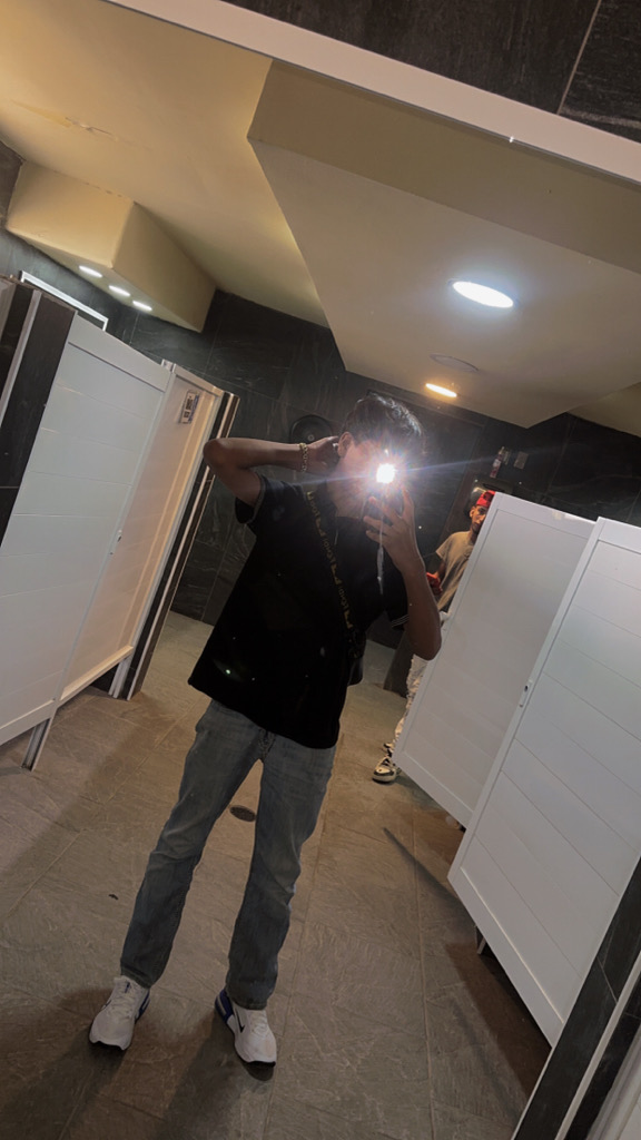 @mmmmmmm-