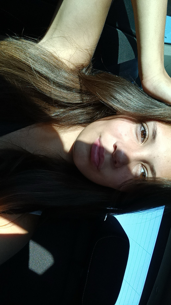 @_e1ineckaa_ from Czech Republic