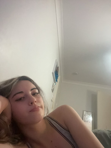 @lexylexylexy from Australia