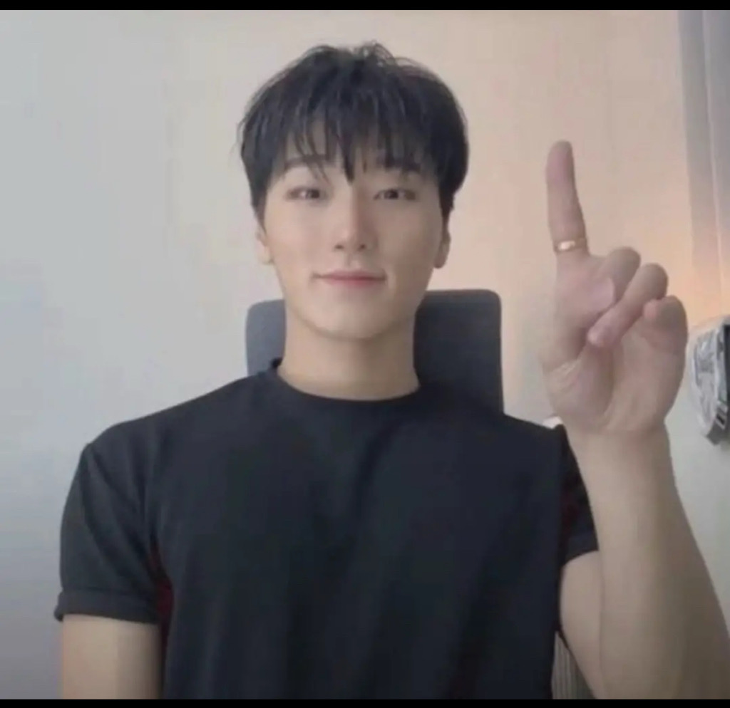 @mae3 from South Korea