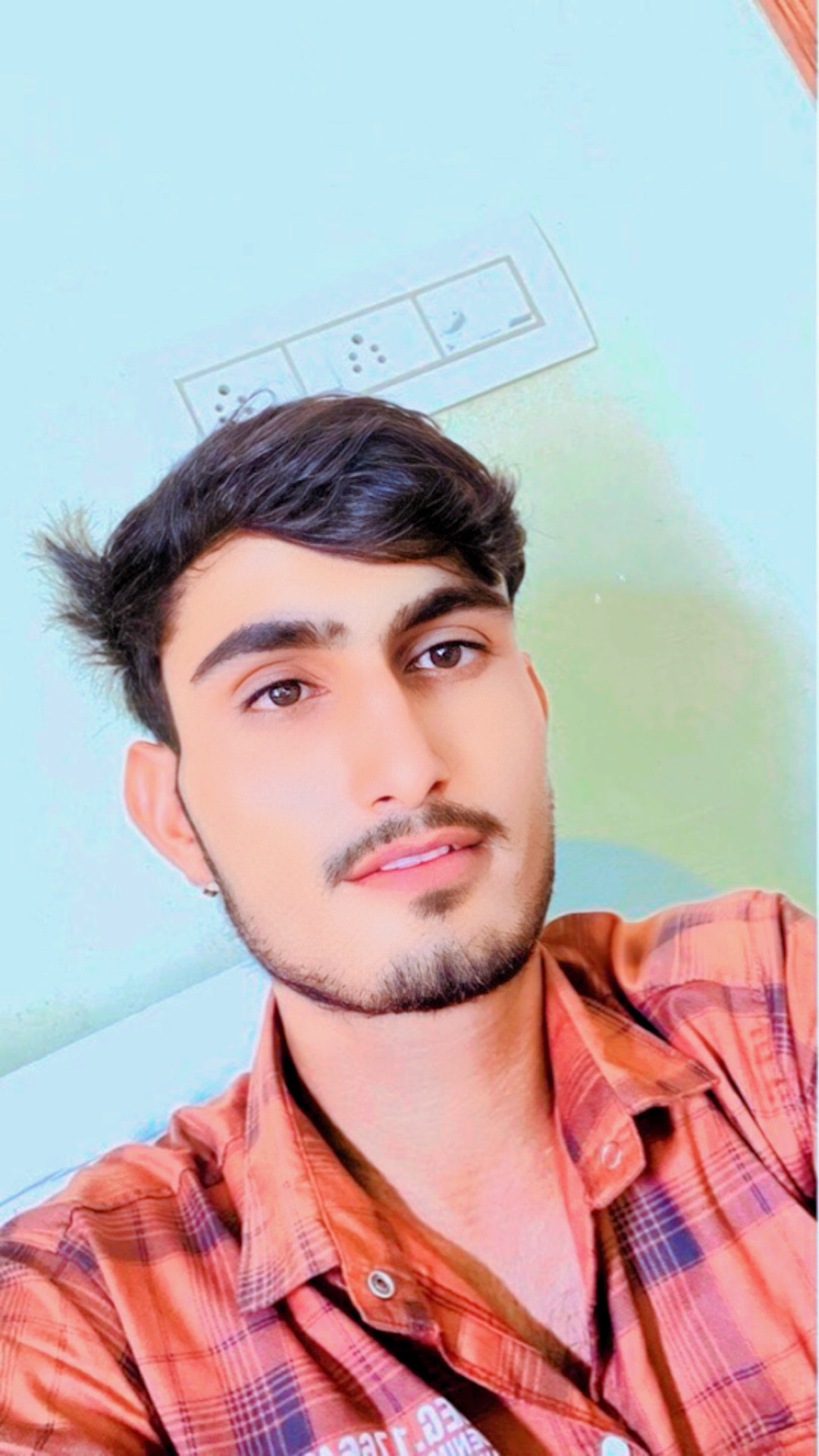 @u25729040
