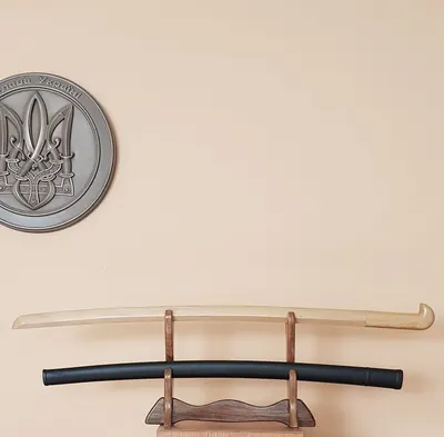 Puinen šaška (kaukasialainen sapeli) 93 cm, valkopyökki, muovisaya