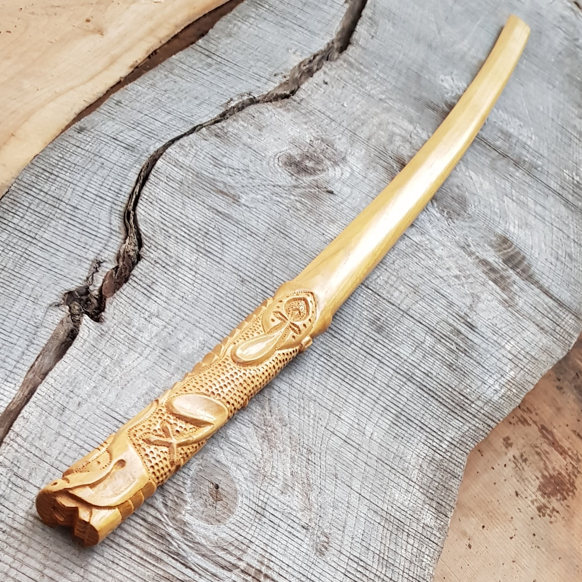 Bokken Daito Deluxe Dragon 102 cm, robinia