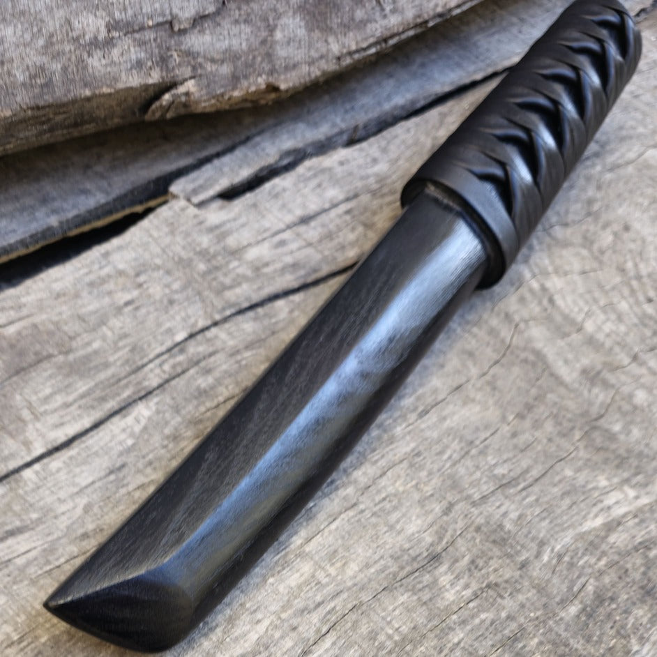 Tanto (japanilaistyylinen), robinia, tsukamaki