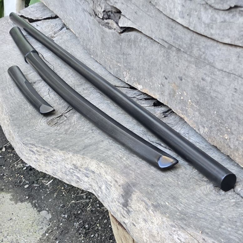 Asesetti: Bokken Daito 102 cm, jo 128 cm ja tanto, eurooppalainen valkopyökki