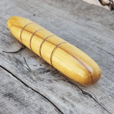 Yawara-harjoituskeppi, soikeat päät, robinia