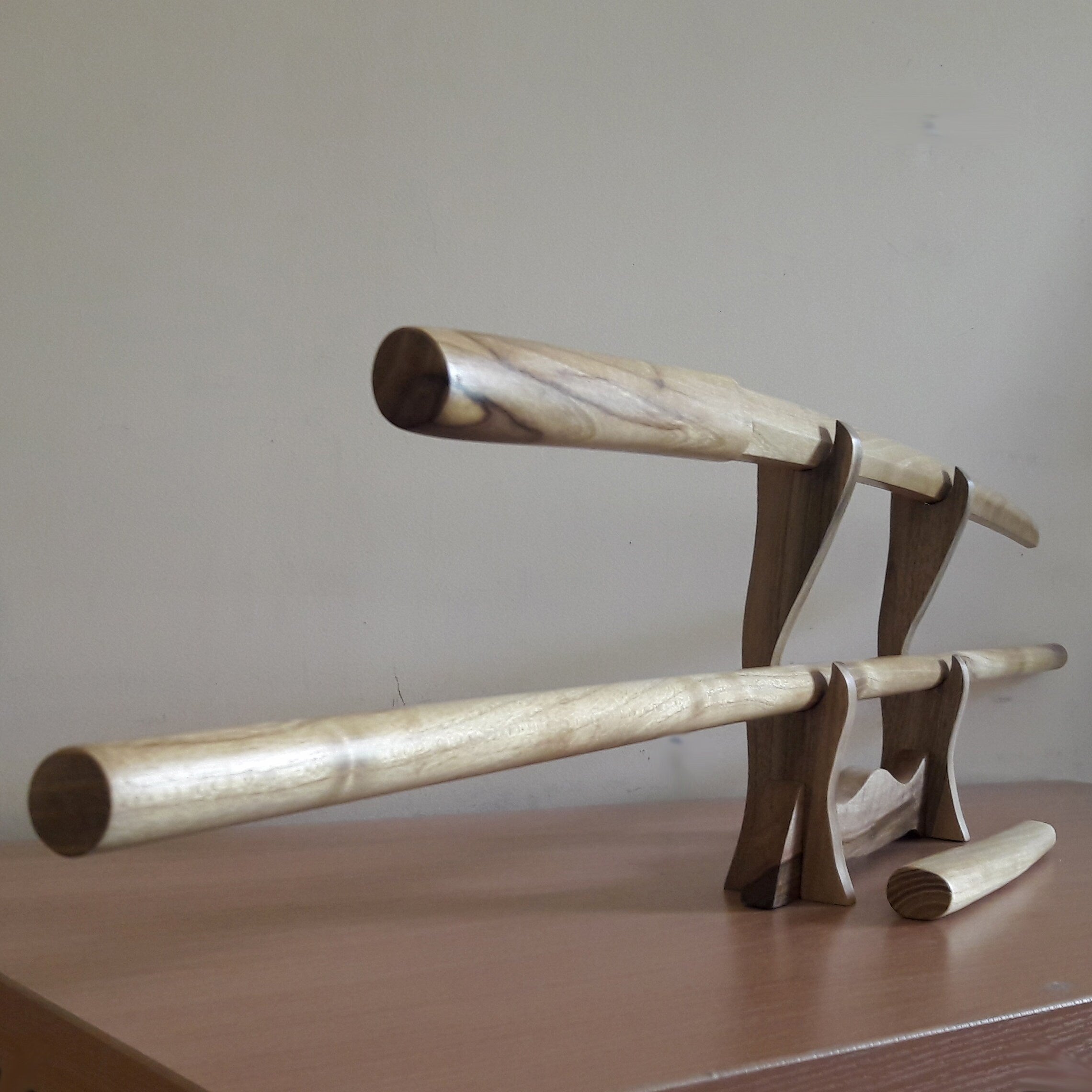 Asesetti: Bokken Daito 102 cm, jo 128 cm ja tanto, robinia