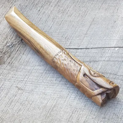 Tanto Deluxe Dragon, saksanpähkinä