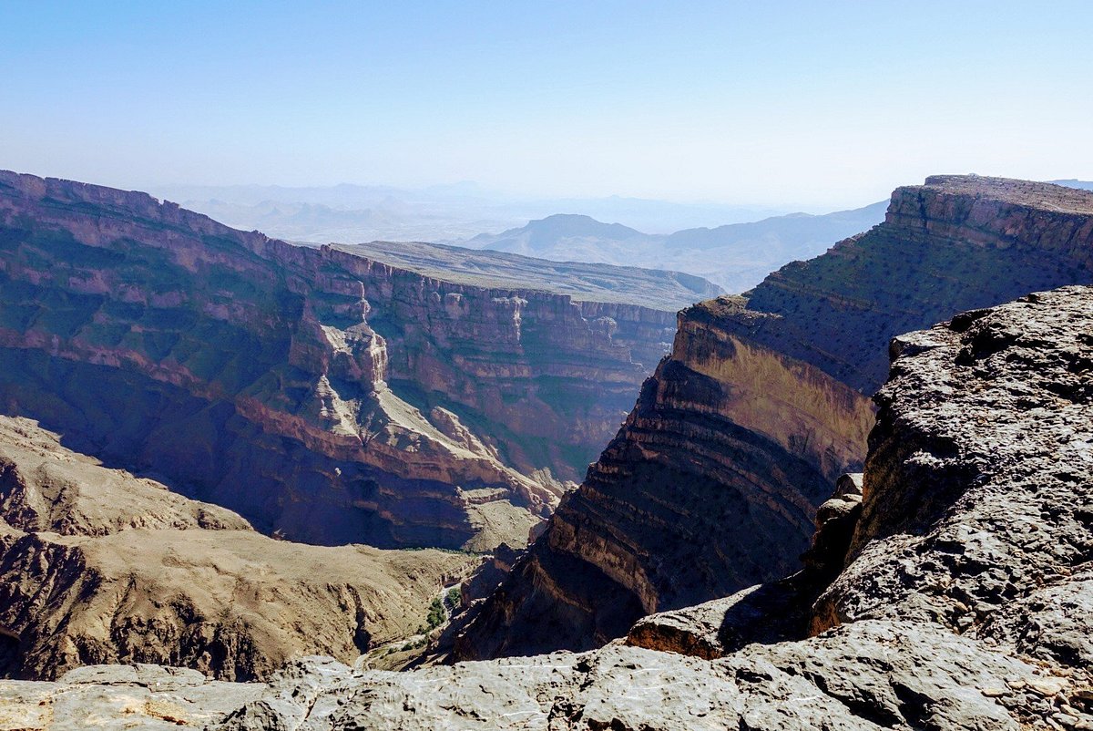 The Ultimate Jebel Shams Trekking Guide