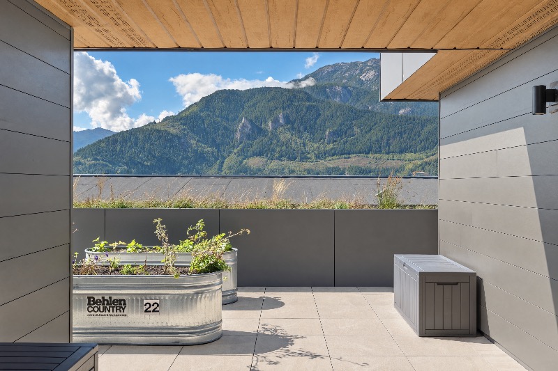 Rooftop Garden in Squamish