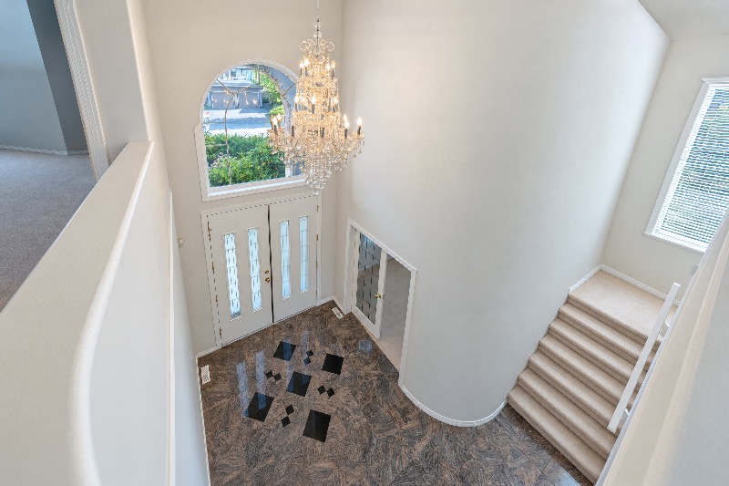 Foyer in Coquitlam