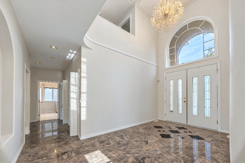 Foyer in Coquitlam