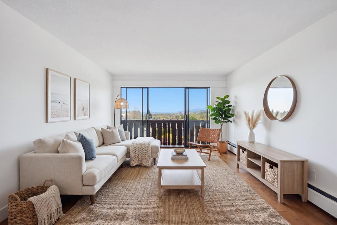 Living-Room Transform in North Vancouver