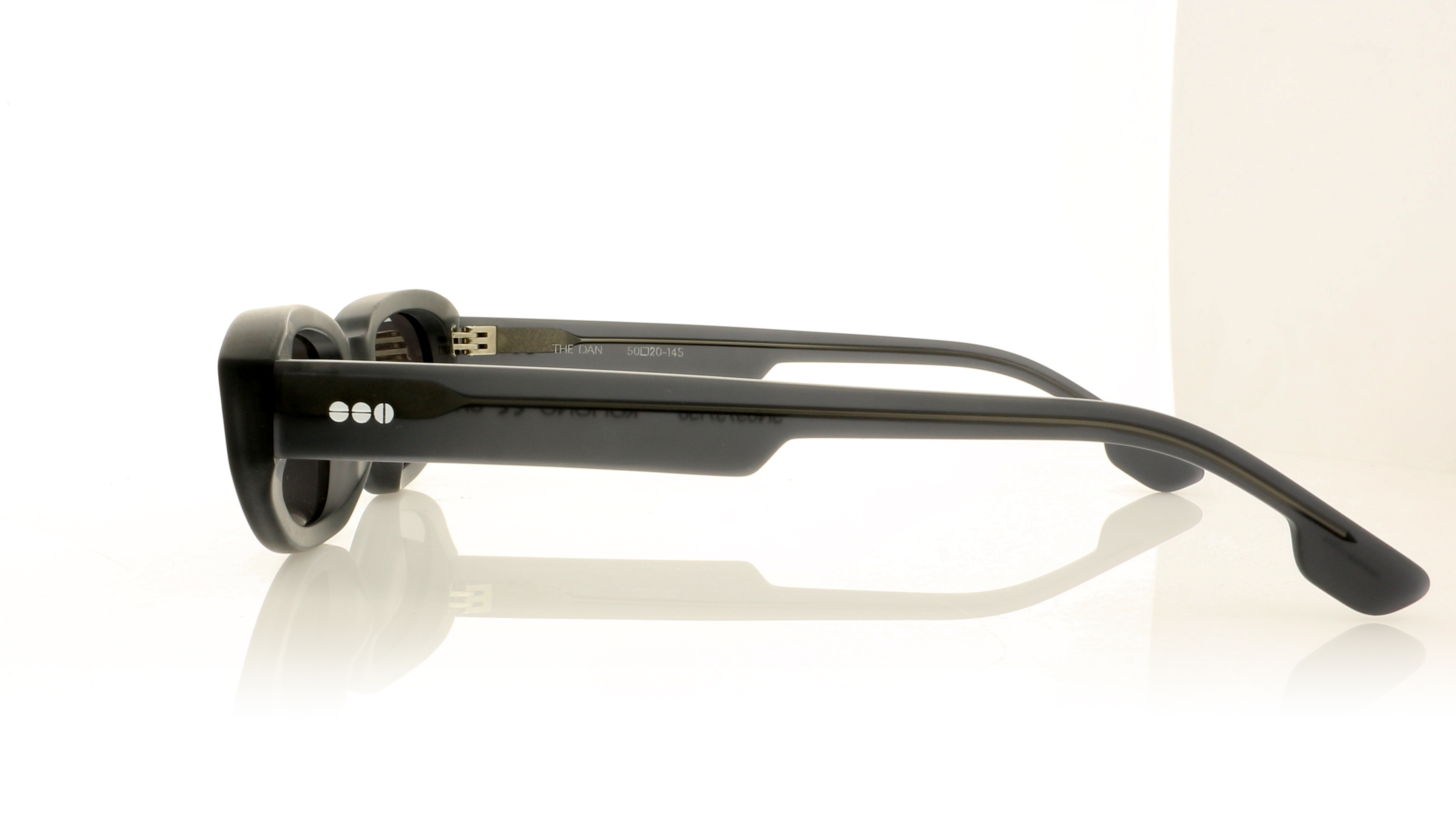 KOMONO Dan Grint/Grey Light Mirror Flash Lenses C4 Sunglasses