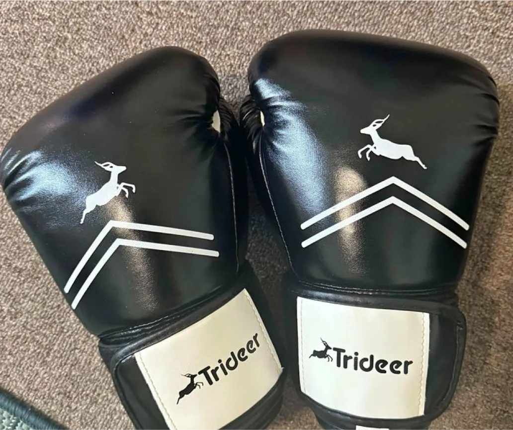Image of an excited Boxing On Me gift card recipient. Their thank you note is below.