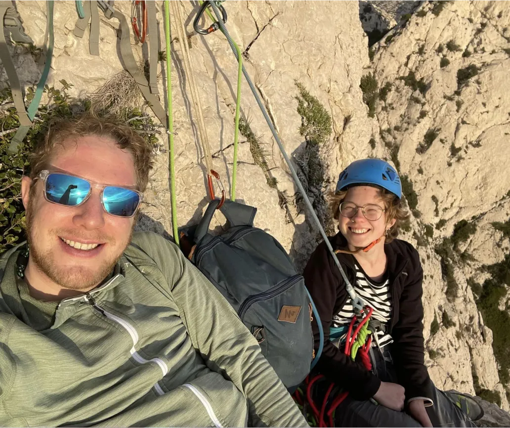 Image of an excited Climbing On Me gift card recipient. Their thank you note is below.