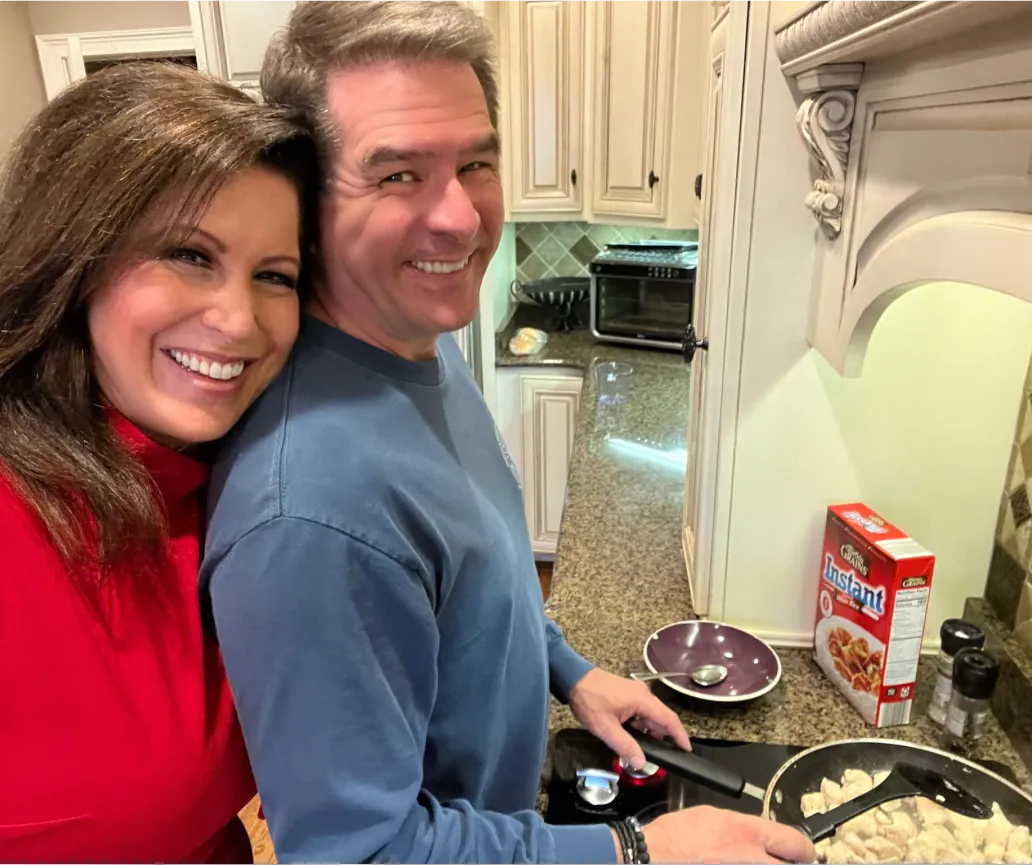 Image of an excited Cooking On Me gift card recipient. Their thank you note is below.