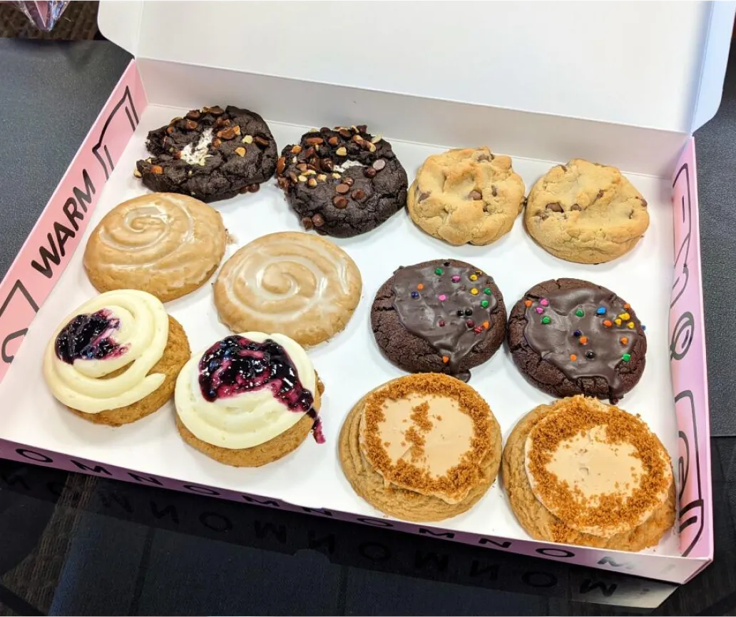 Image of an excited Dessert On Me gift card recipient. Their thank you note is below.