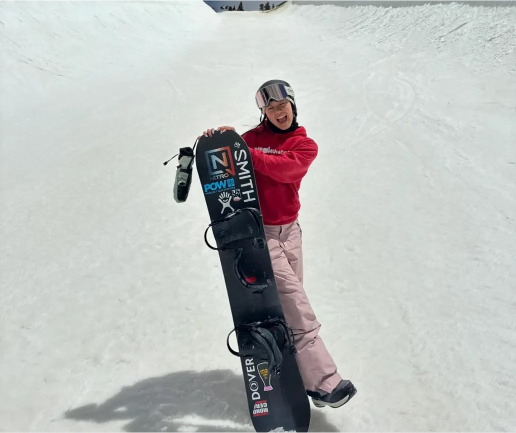 Image of an excited Winter sports On Me gift card recipient. Their thank you note is below.