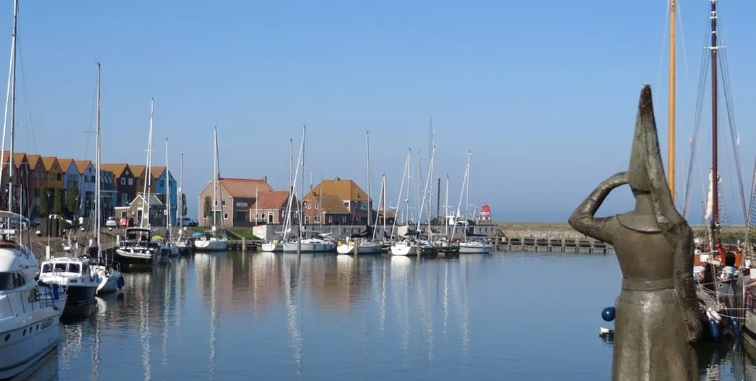NAUPAR groepsaccommodaties op het water in Lelystad