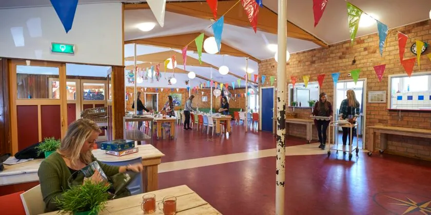 Paasheuvelgroep Austerlitz: terrein en gebouwen
