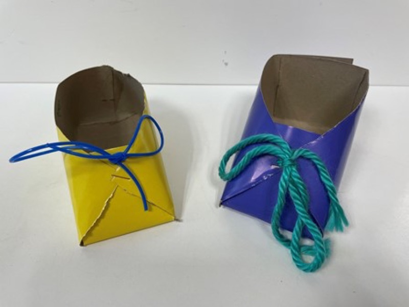 Voorbeeld van Schoenen vouwen