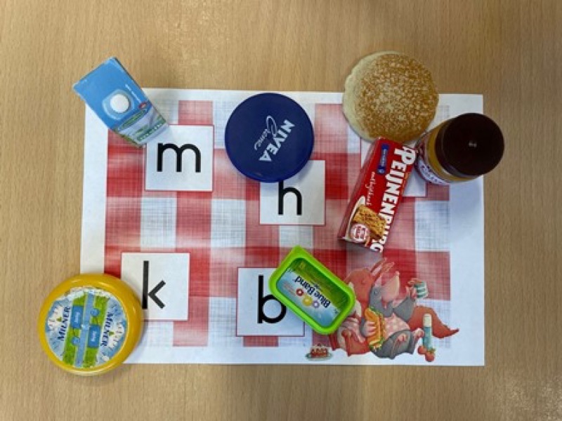 Voorbeeld van Picknicken letters en beginklank