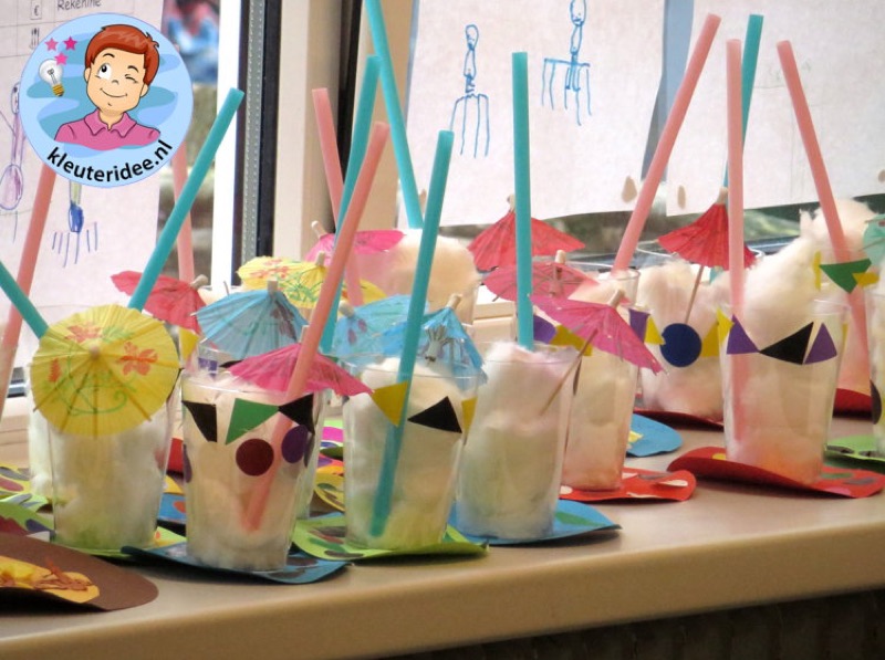 Voorbeeld van Milkshake knutselen en servetten vouwen