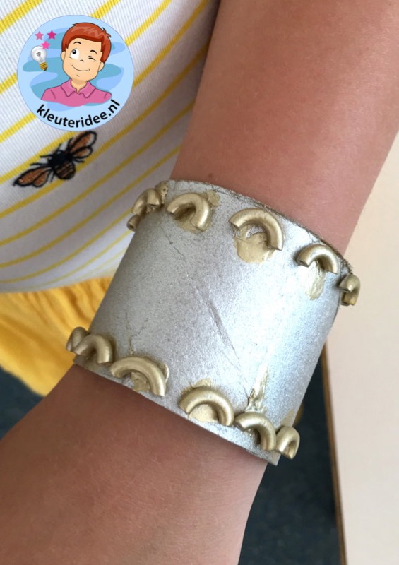 Voorbeeld van Armband voor de jonkvrouw