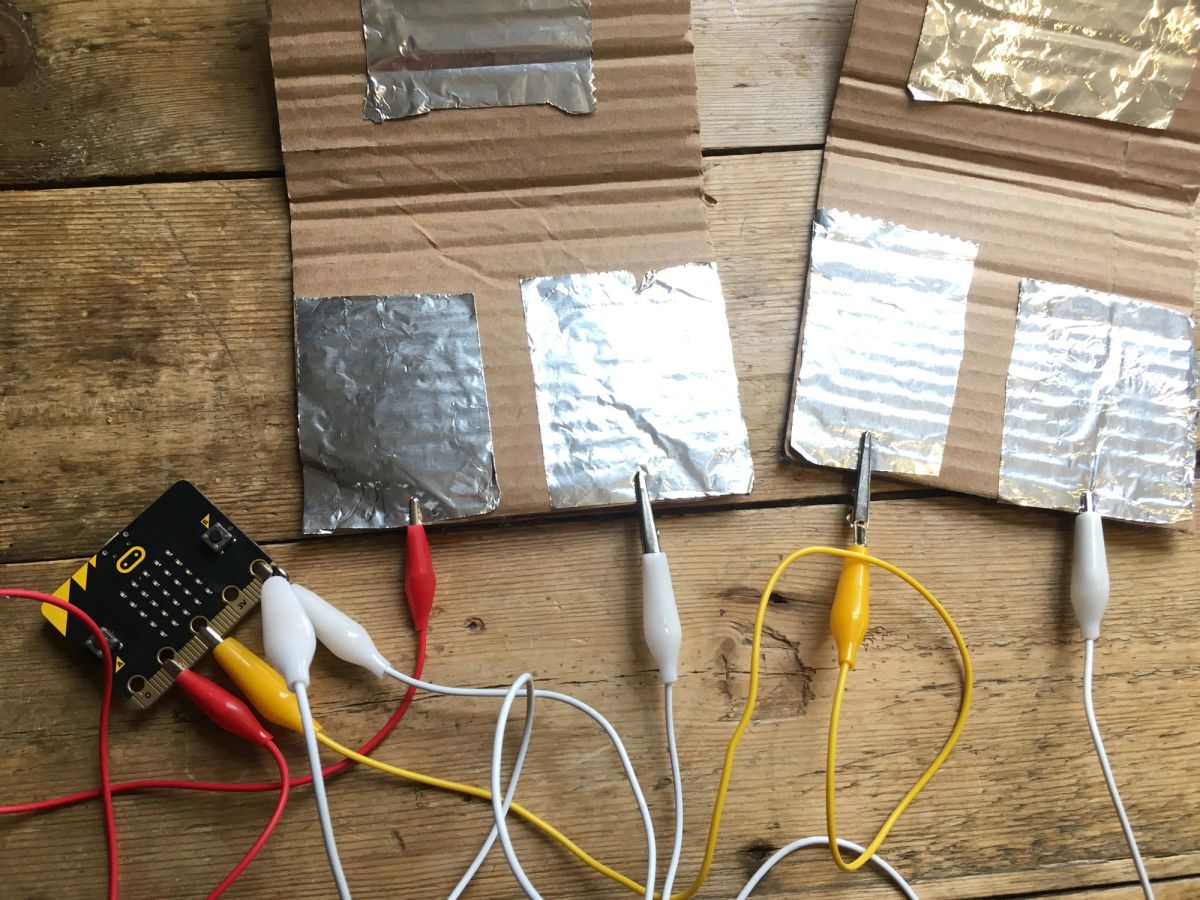 micro:bit Milliseconden-Reactietimer: Random Events, Milliseconden & Data-Analyse