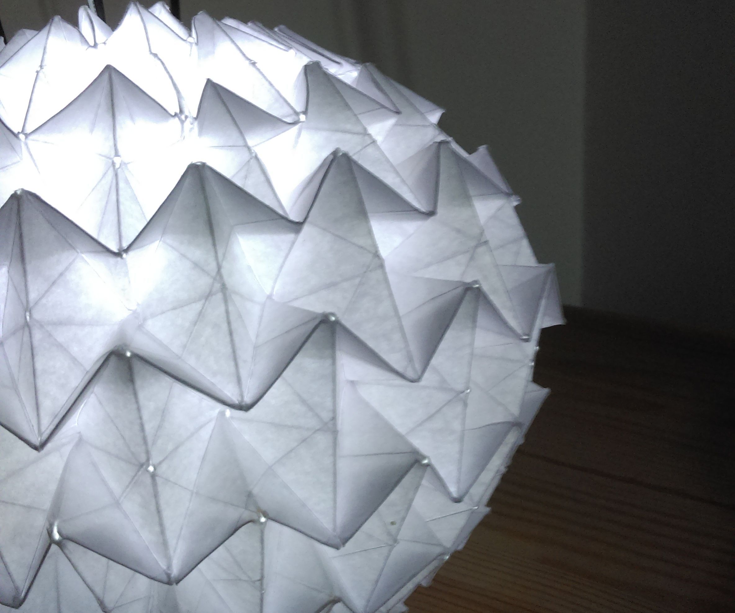 Origami LED Nachtlampje: Papiervouwkunst & Parallelle Schakelingen