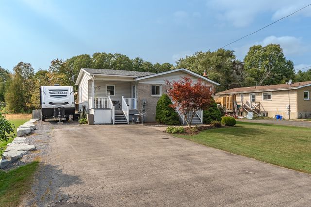 1-142 Ontario St Brighton, ON