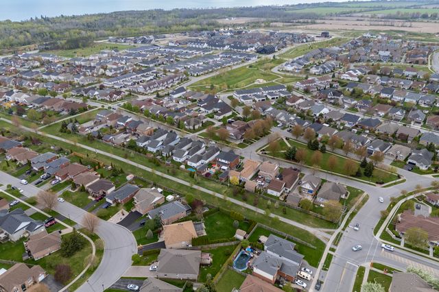 4-796 Prince of Wales Dr PEC, ON