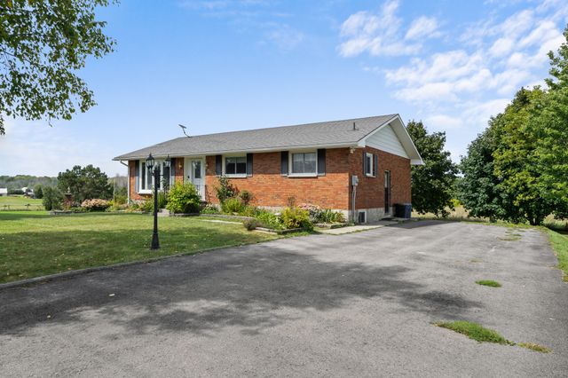 8-1276 Closson Rd Prince Edward County, ON