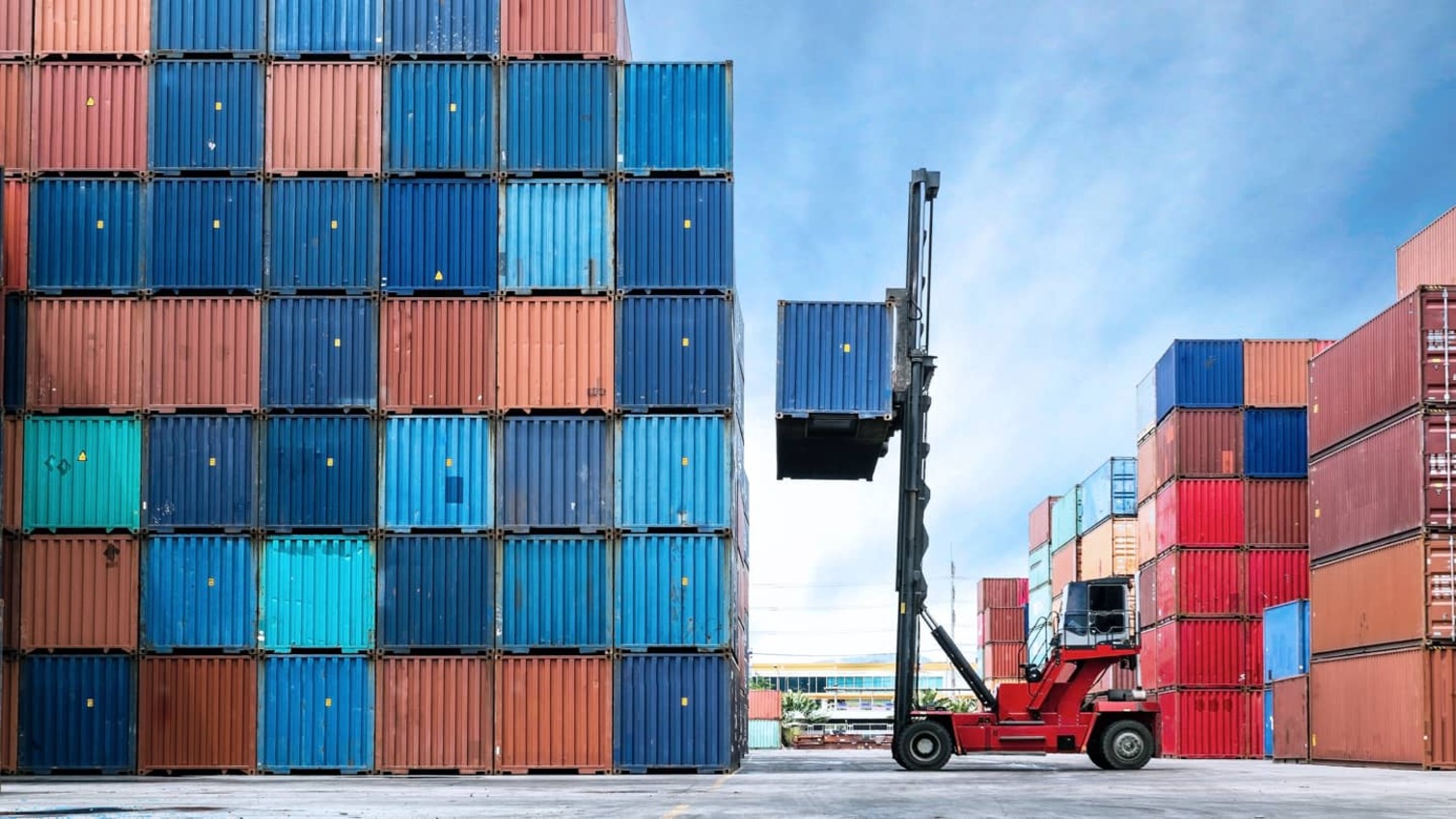 Sustainable Supply Chain Management-Logo